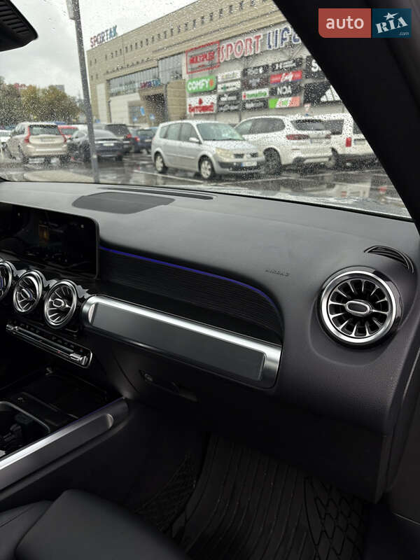 Внедорожник / Кроссовер Mercedes-Benz GLB-Class 2020 в Львове