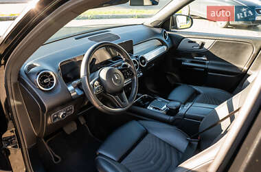 Позашляховик / Кросовер Mercedes-Benz GLB-Class 2019 в 