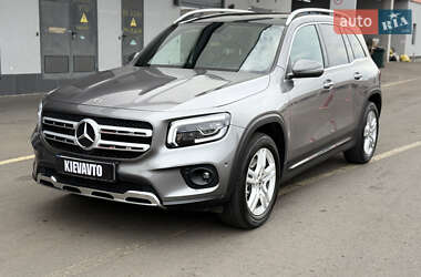 Mercedes-Benz GLB-Class 2021