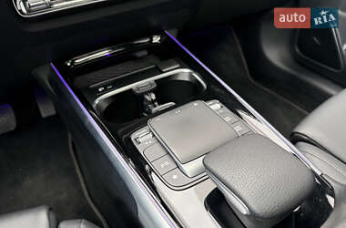 Внедорожник / Кроссовер Mercedes-Benz GLB-Class 2021 в 