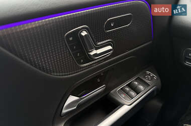 Внедорожник / Кроссовер Mercedes-Benz GLB-Class 2021 в 