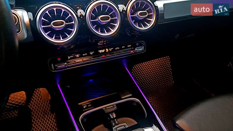 Позашляховик / Кросовер Mercedes-Benz GLB-Class 2019 в Києві