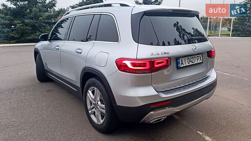 Позашляховик / Кросовер Mercedes-Benz GLB-Class 2019 в Києві