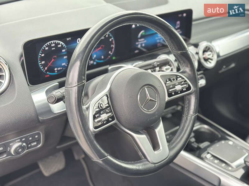 Внедорожник / Кроссовер Mercedes-Benz GLB-Class 2020 в Киеве фото 17 Внедорожник / Кроссовер Mercedes-Benz GLB-Class 2020 в Киеве