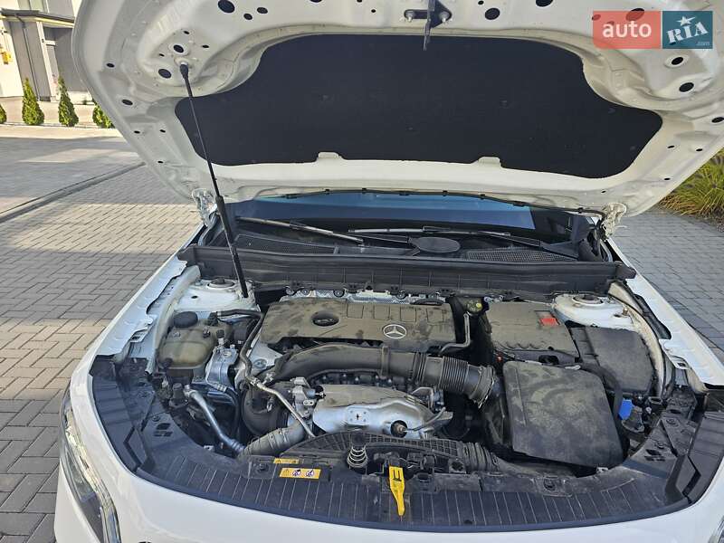 Внедорожник / Кроссовер Mercedes-Benz GLB-Class 2020 в Луцке