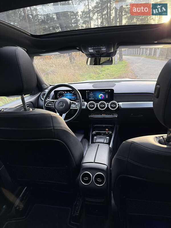 Внедорожник / Кроссовер Mercedes-Benz GLB-Class 2021 в Киеве