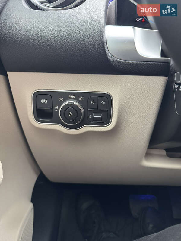 Позашляховик / Кросовер Mercedes-Benz GLB-Class 2023 в Києві фото 34 Позашляховик / Кросовер Mercedes-Benz GLB-Class 2023 в Києві