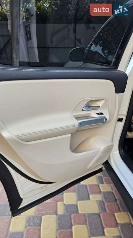Внедорожник / Кроссовер Mercedes-Benz GLB-Class 2022 в Киеве фото 19 Внедорожник / Кроссовер Mercedes-Benz GLB-Class 2022 в Киеве