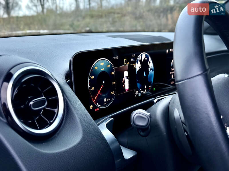 Позашляховик / Кросовер Mercedes-Benz GLB-Class 2020 в Тернополі фото 53 Позашляховик / Кросовер Mercedes-Benz GLB-Class 2020 в Тернополі