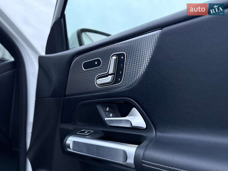 Позашляховик / Кросовер Mercedes-Benz GLB-Class 2020 в Тернополі фото 77 Позашляховик / Кросовер Mercedes-Benz GLB-Class 2020 в Тернополі