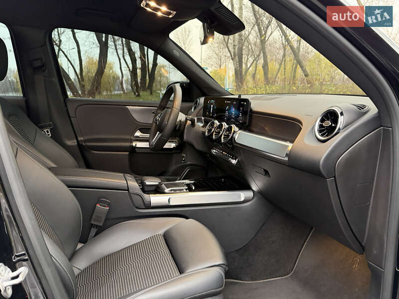 Позашляховик / Кросовер Mercedes-Benz GLB-Class 2020 в Києві