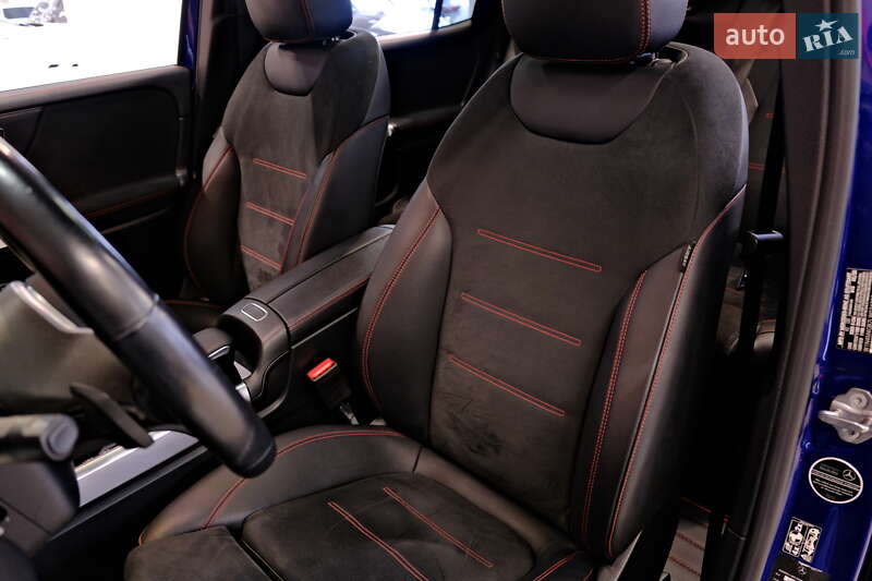 Внедорожник / Кроссовер Mercedes-Benz GLB-Class 2020 в Одессе