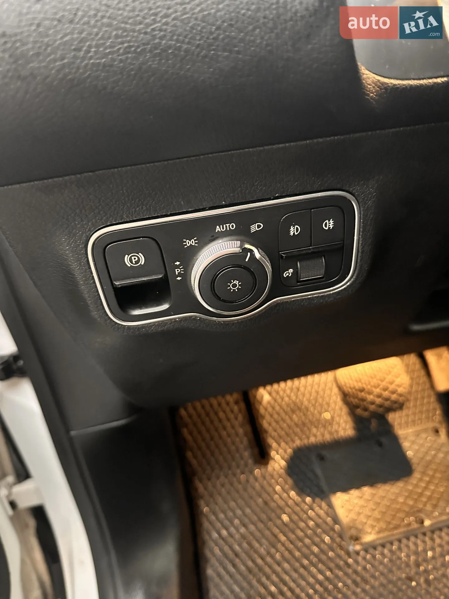 2022 Mercedes-Benz GLB - мініатюра 10
