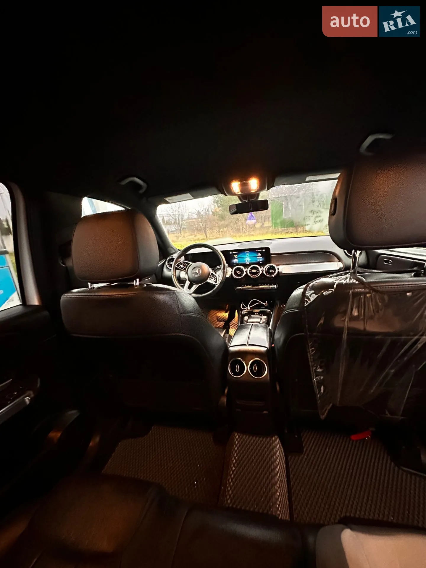 2022 Mercedes-Benz GLB - мініатюра 28