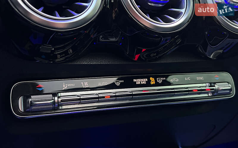 Позашляховик / Кросовер Mercedes-Benz GLB-Class 2019 в Львові