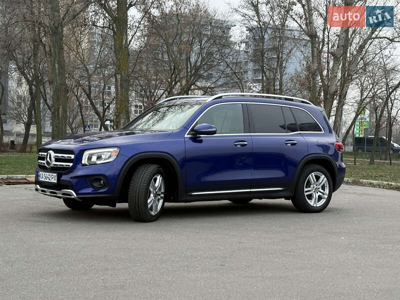 Внедорожник / Кроссовер Mercedes-Benz GLB-Class 2020 в Киеве