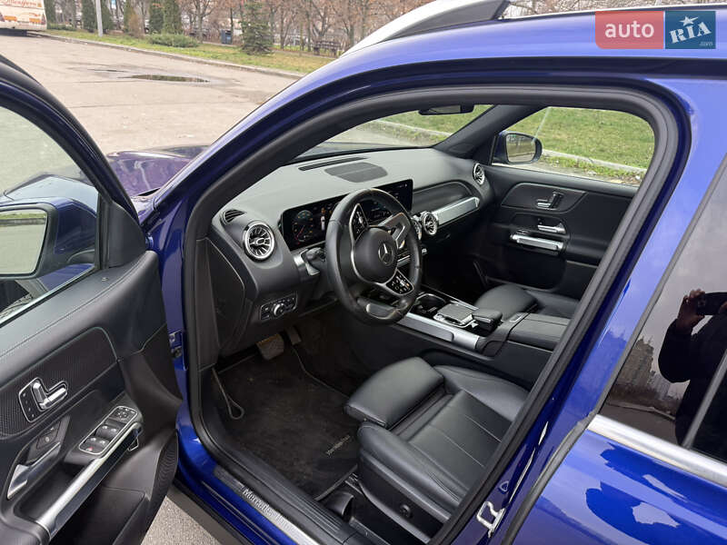Внедорожник / Кроссовер Mercedes-Benz GLB-Class 2020 в Киеве