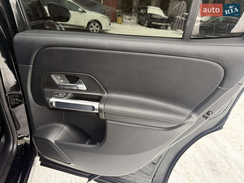 Позашляховик / Кросовер Mercedes-Benz GLB-Class 2021 в Рівному