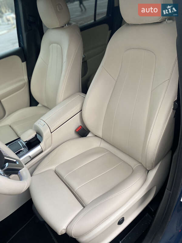 Внедорожник / Кроссовер Mercedes-Benz GLB-Class 2020 в Мукачево