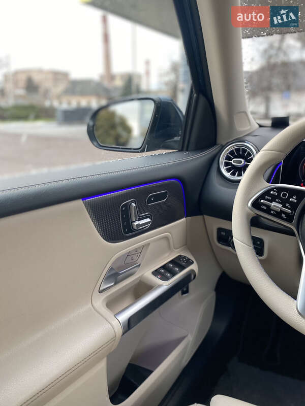 Внедорожник / Кроссовер Mercedes-Benz GLB-Class 2020 в Мукачево