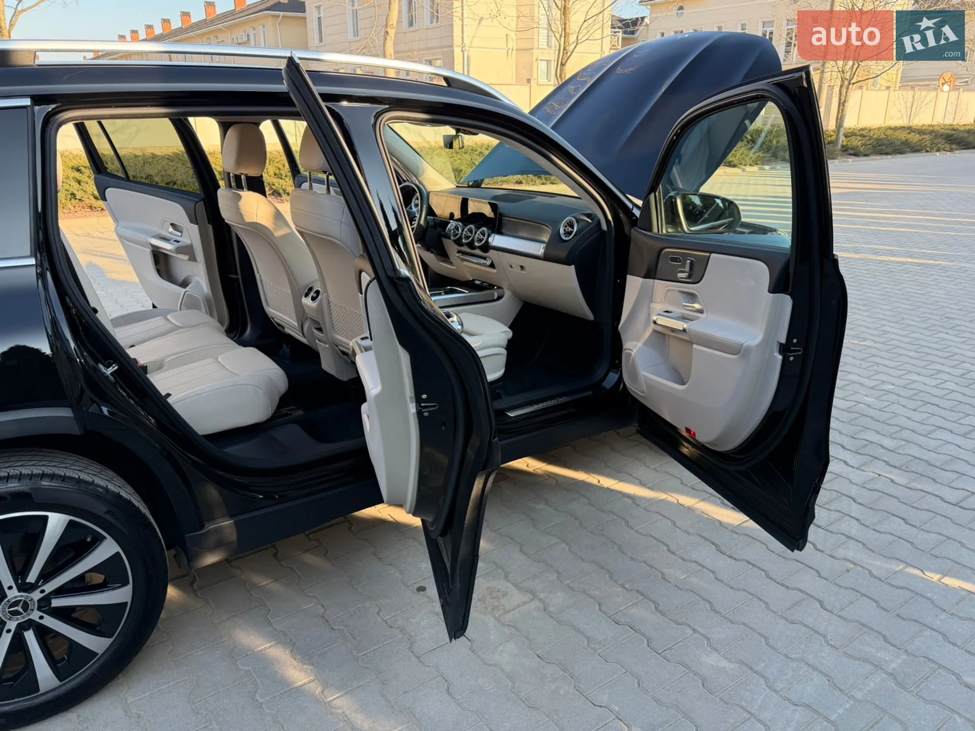 2021 Mercedes-Benz GLB - мініатюра 53