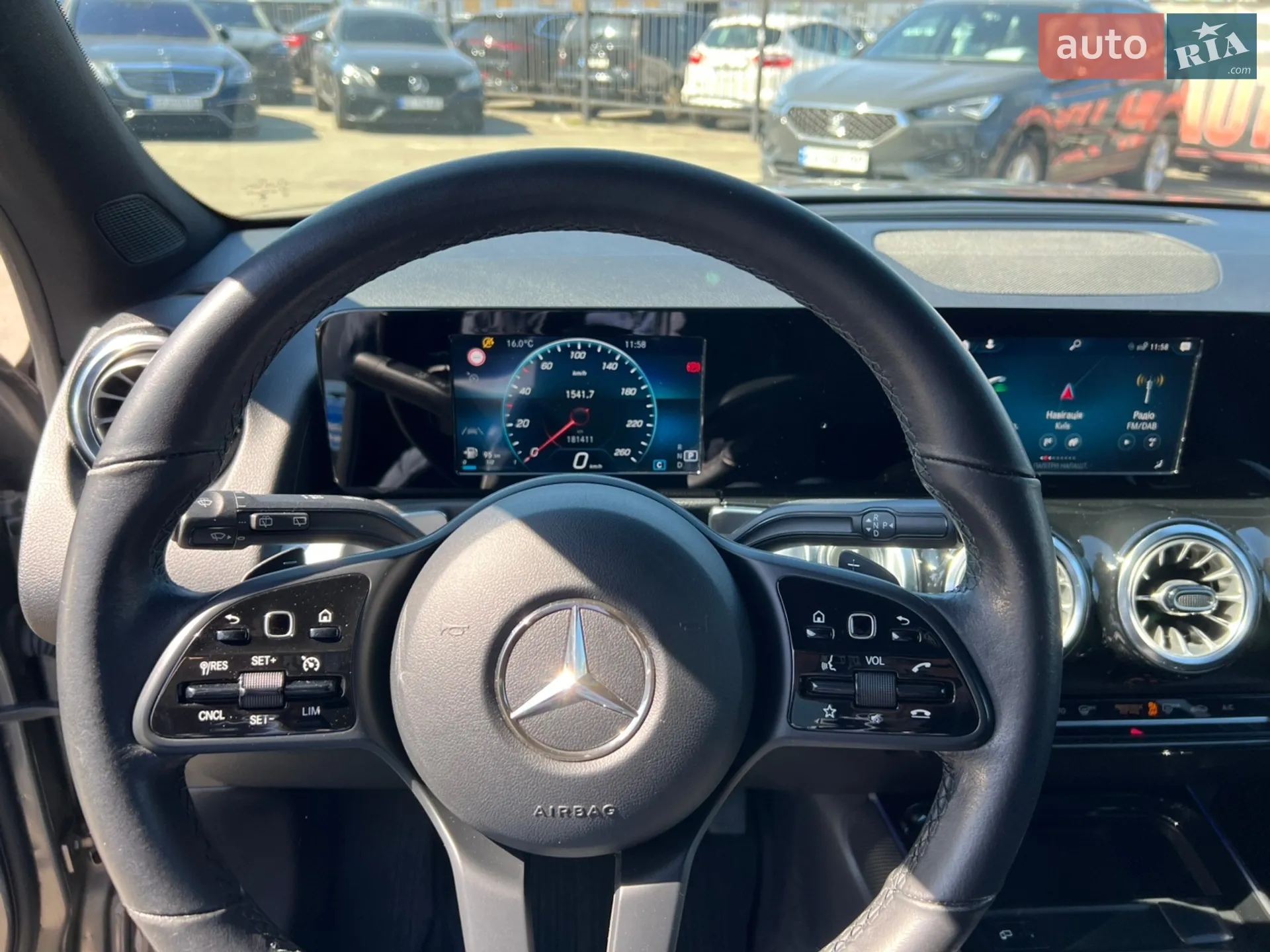 2021 Mercedes-Benz GLB - мініатюра 16