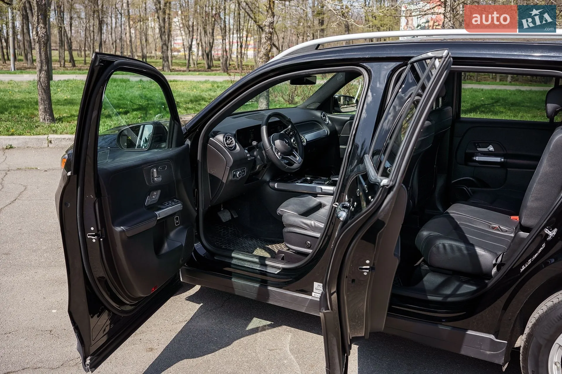 2019 Mercedes-Benz GLB - мініатюра 19