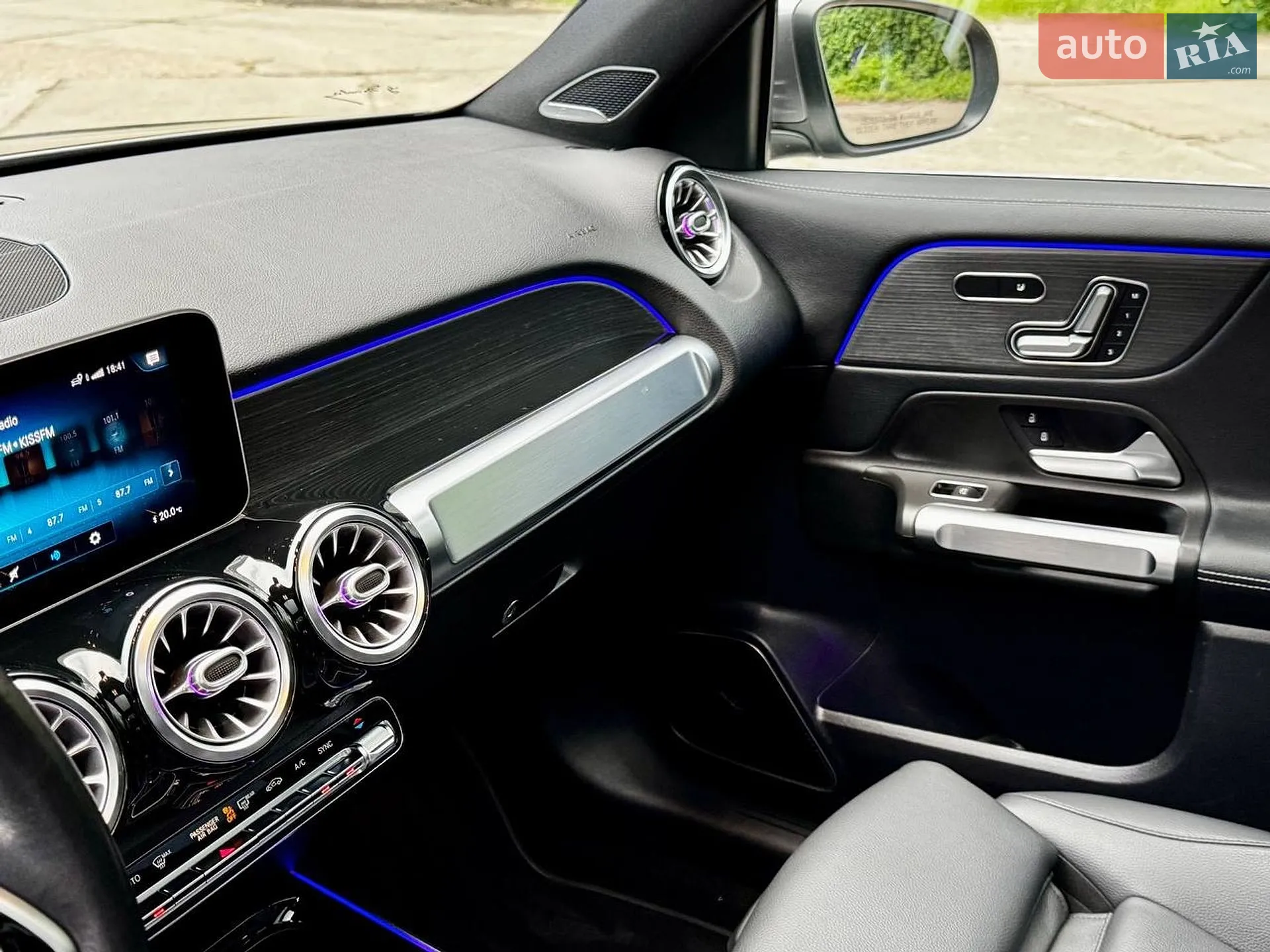 2021 Mercedes-Benz GLB - мініатюра 34