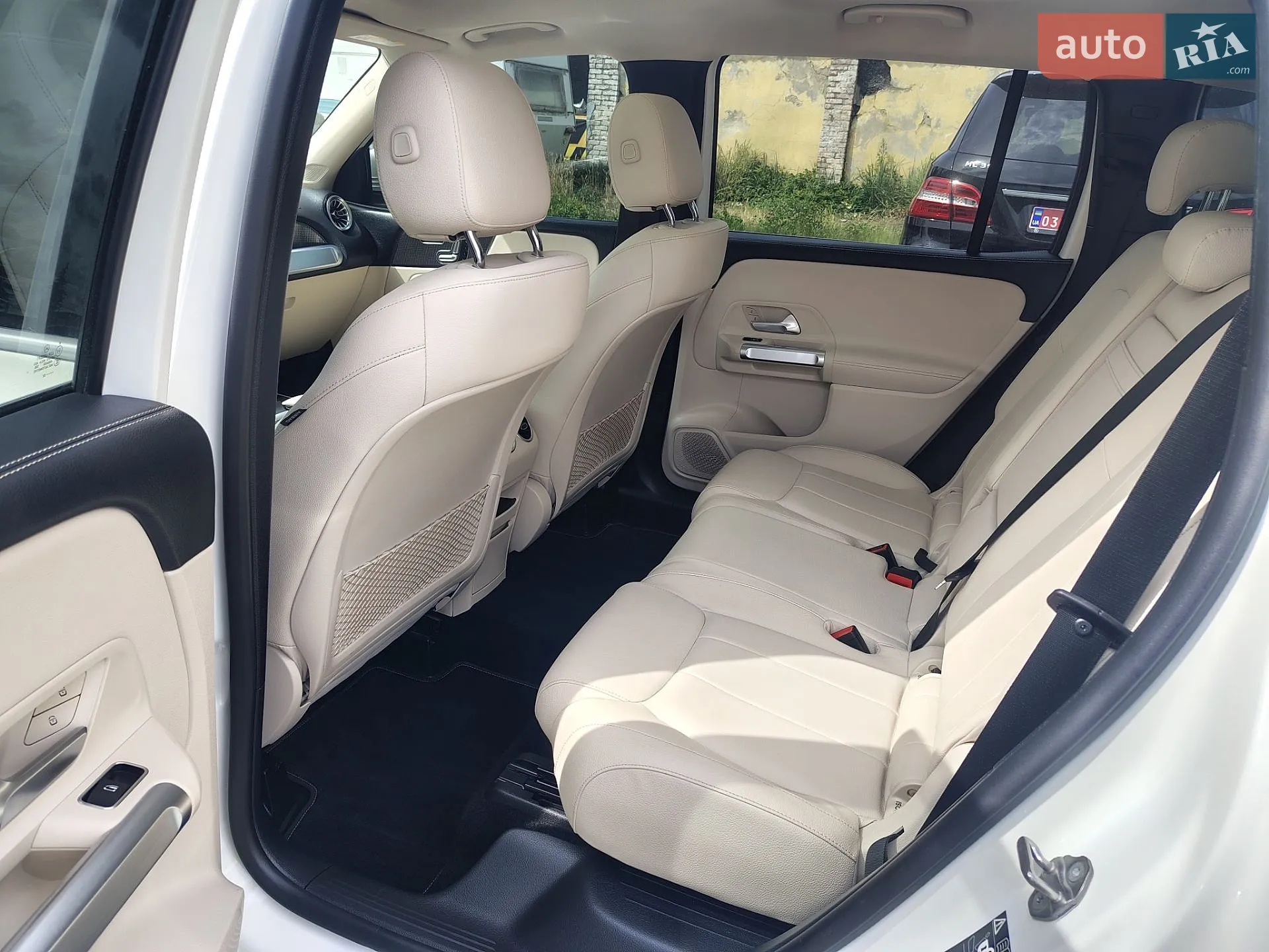 2022 Mercedes-Benz GLB - мініатюра 12