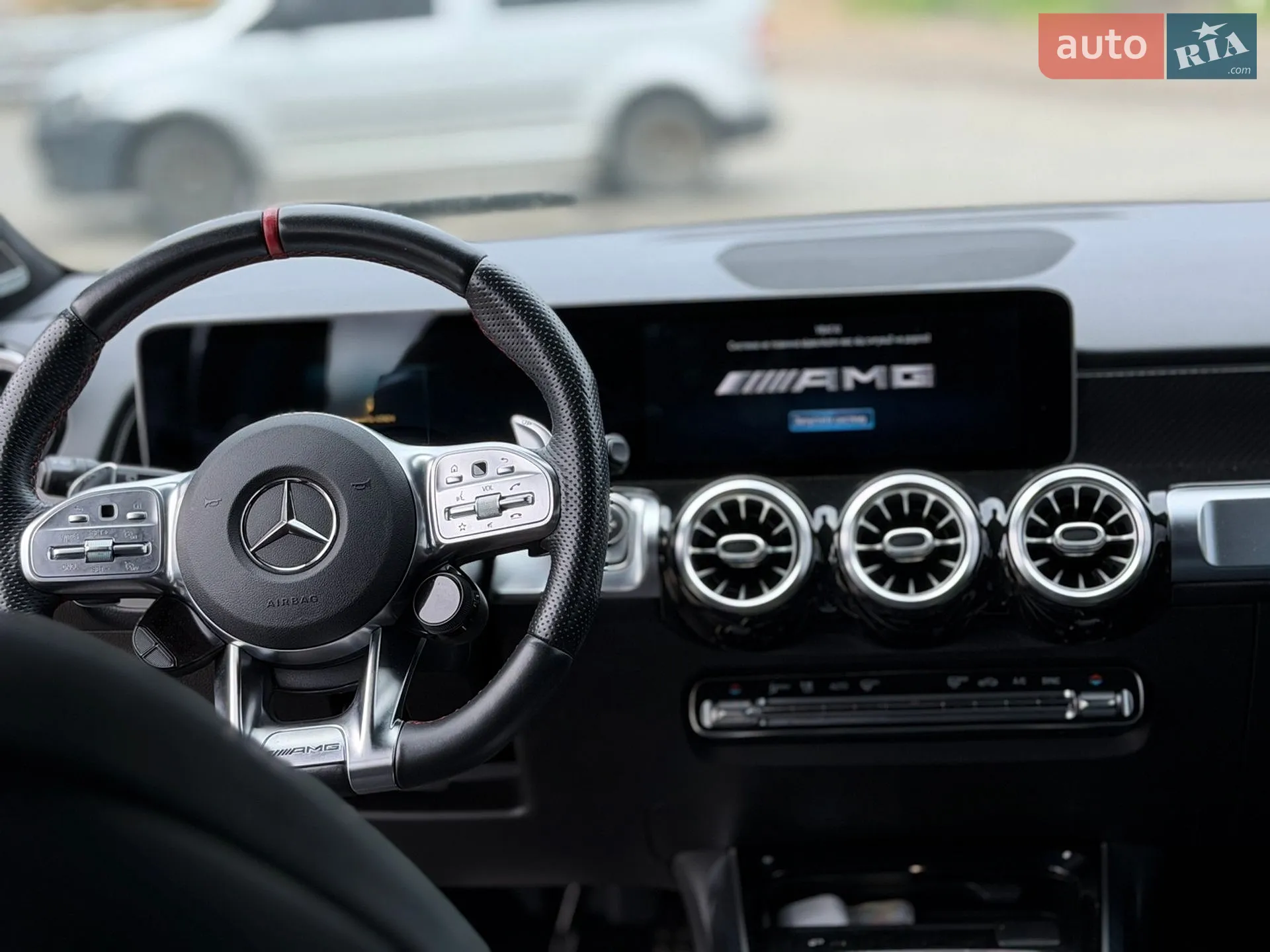 2021 Mercedes-Benz GLB - мініатюра 24