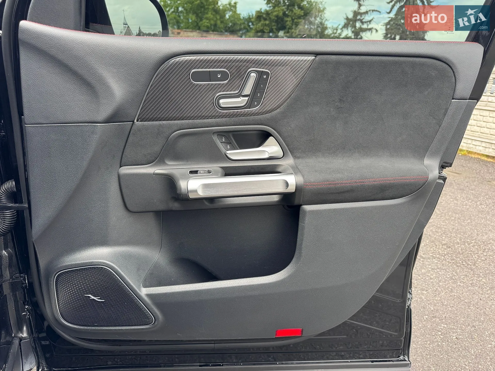 2021 Mercedes-Benz GLB - мініатюра 125