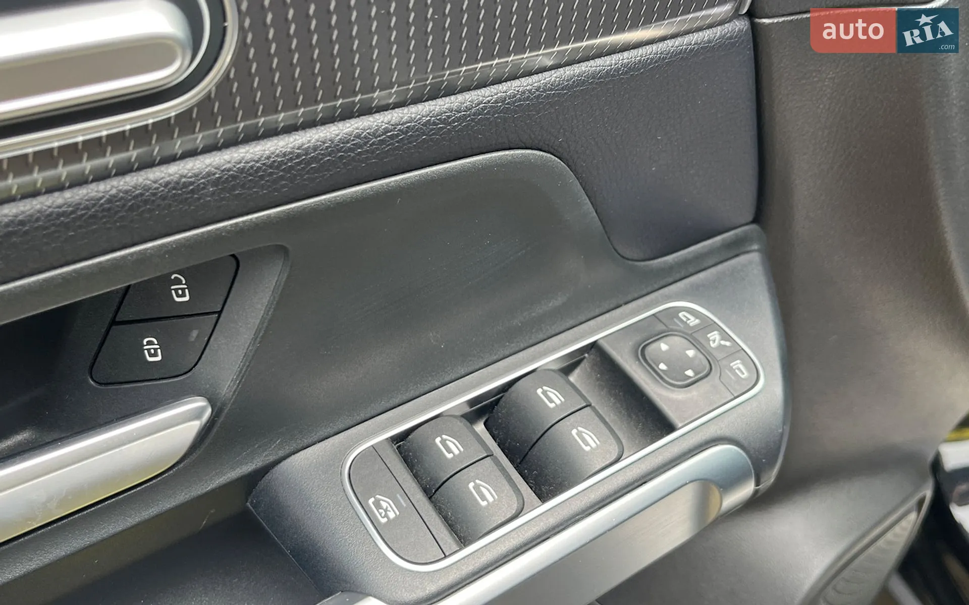 2019 Mercedes-Benz GLB - мініатюра 10