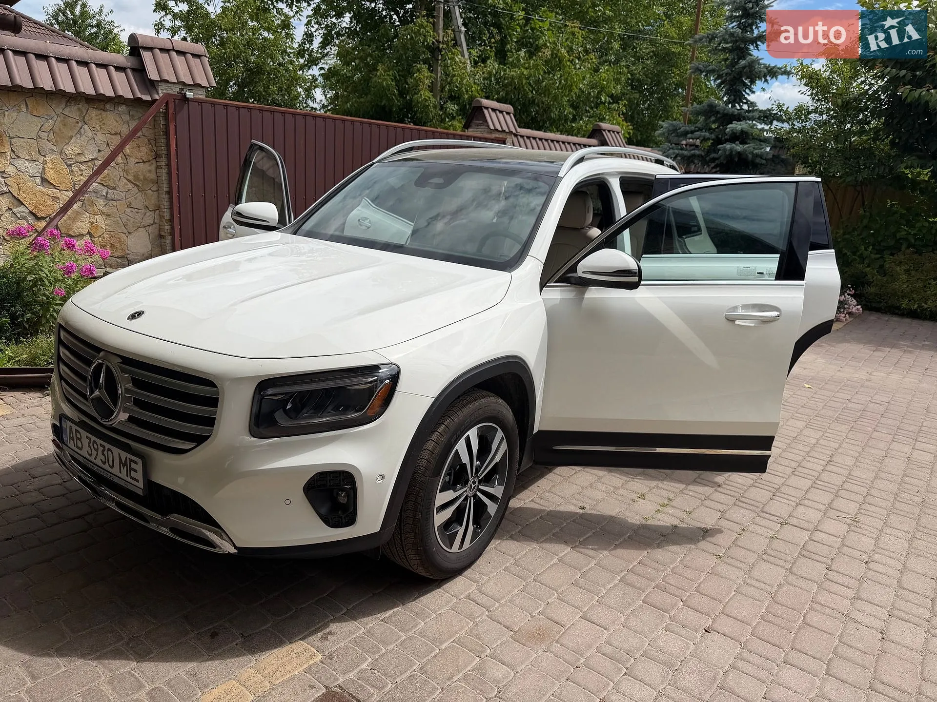 2025 Mercedes-Benz GLB - мініатюра 3