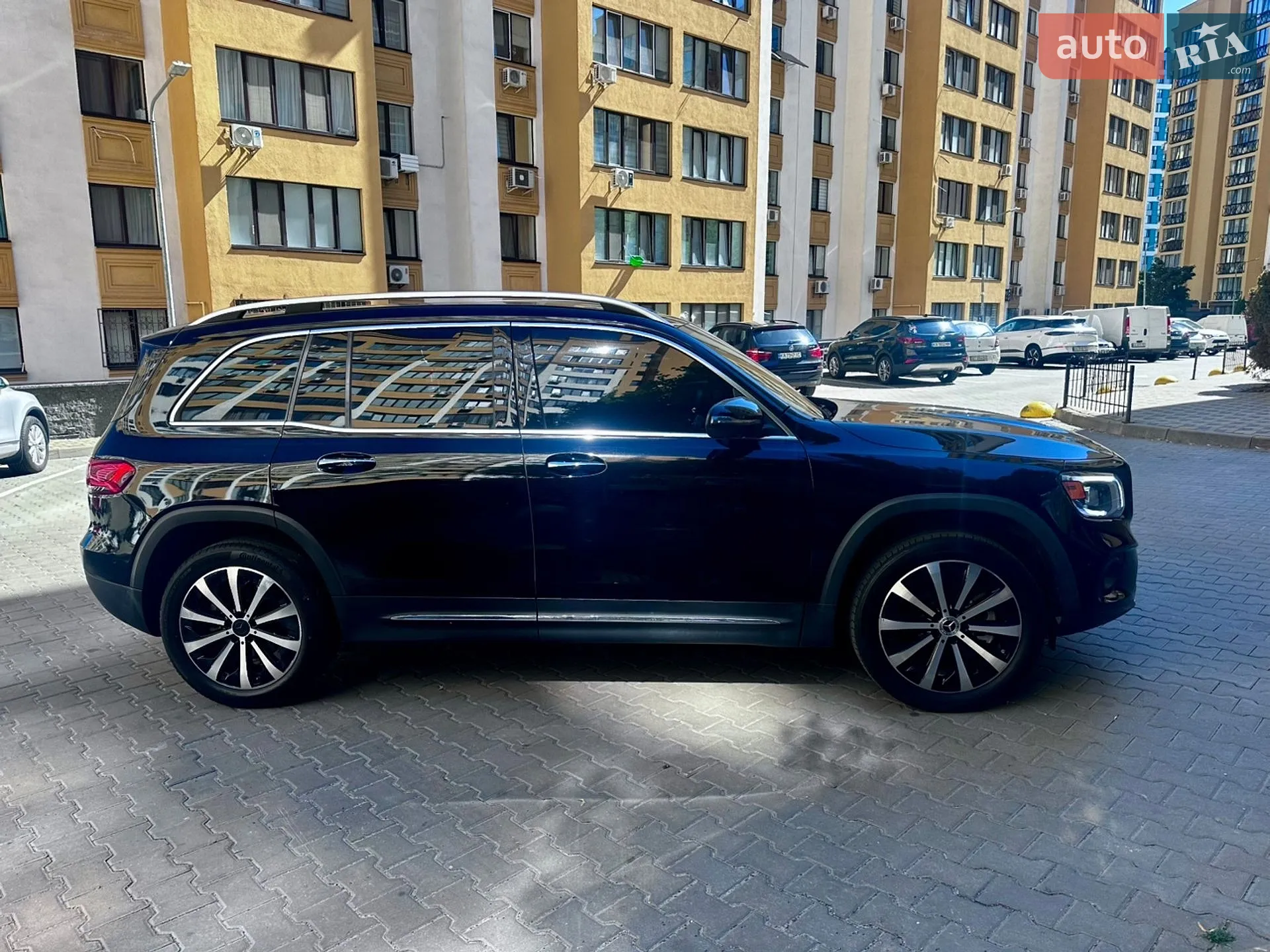 2021 Mercedes-Benz GLB - мініатюра 3