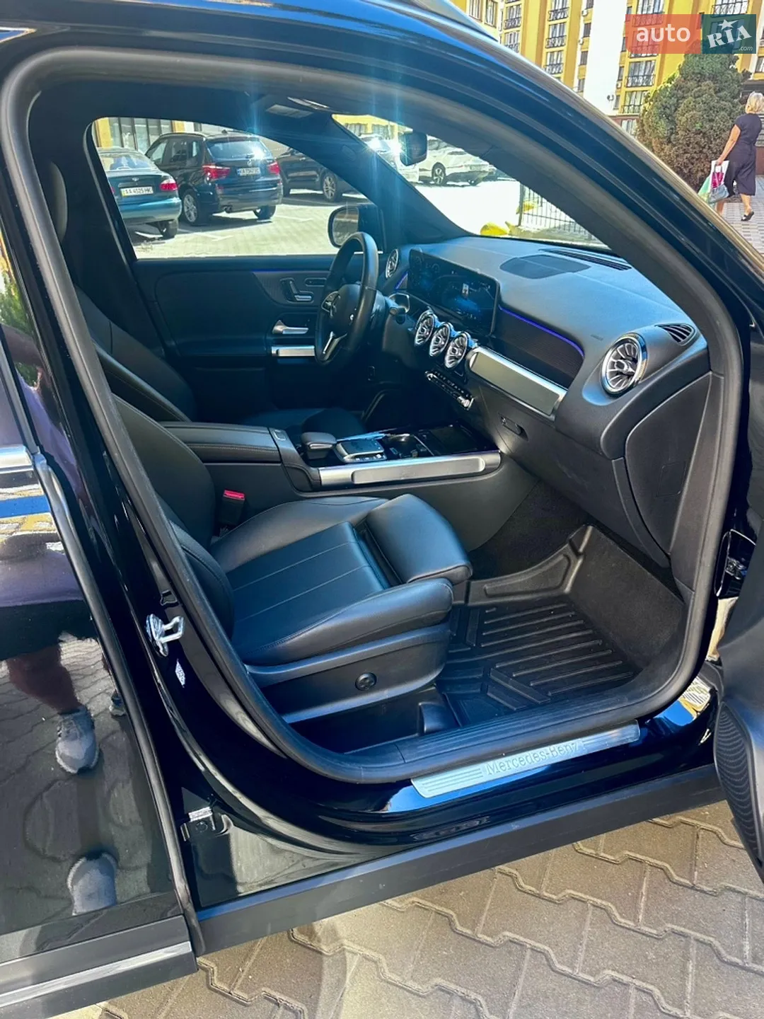 2021 Mercedes-Benz GLB - мініатюра 15
