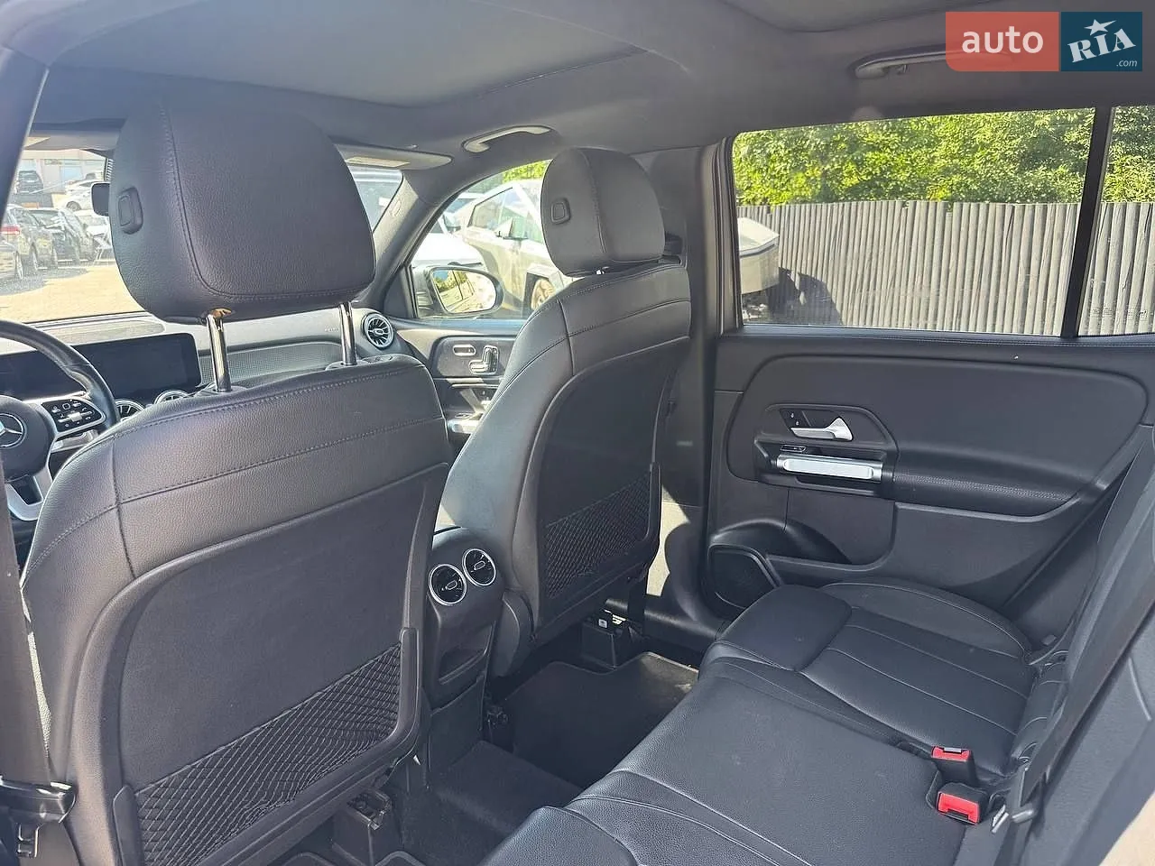 2019 Mercedes-Benz GLB - мініатюра 12