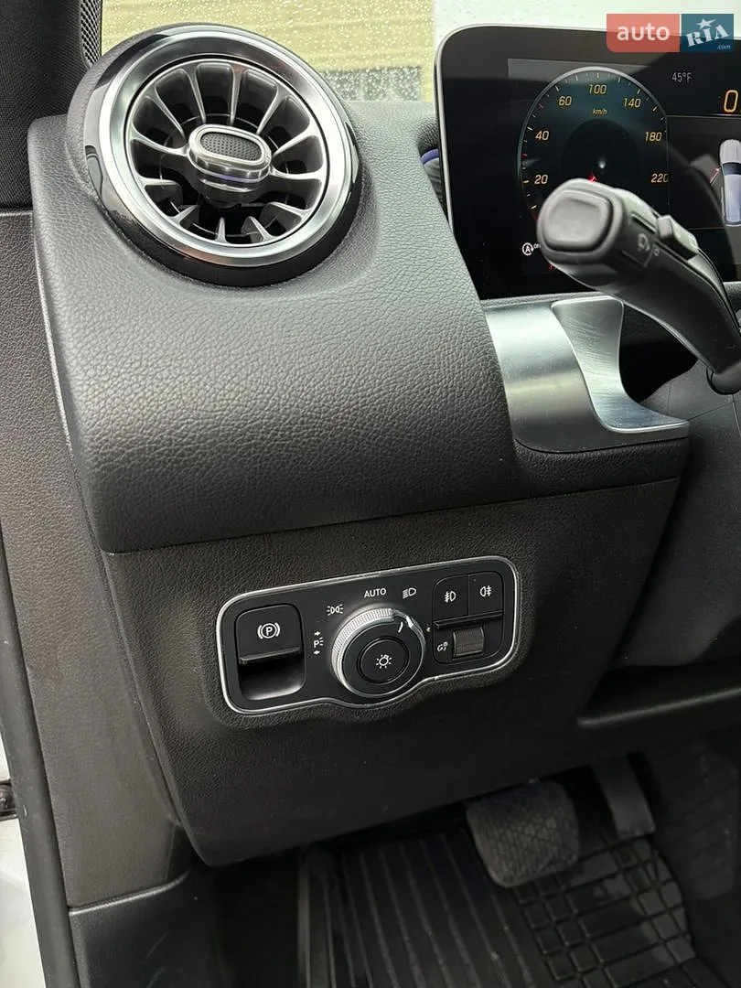 2020 Mercedes-Benz GLB - мініатюра 29