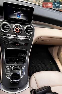Внедорожник / Кроссовер Mercedes-Benz GLC-Class Coupe 2017 в 