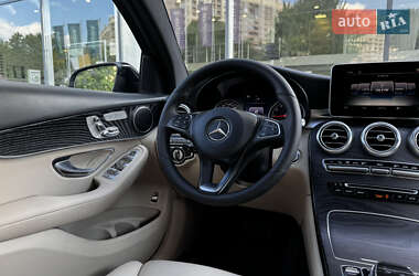 Позашляховик / Кросовер Mercedes-Benz GLC-Class Coupe 2017 в 