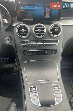Внедорожник / Кроссовер Mercedes-Benz GLC-Class Coupe 2022 в 