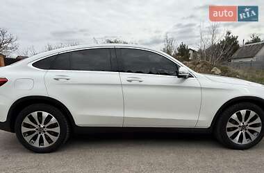 Внедорожник / Кроссовер Mercedes-Benz GLC-Class Coupe 2017 в 