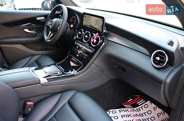 Позашляховик / Кросовер Mercedes-Benz GLC-Class Coupe 2022 в 