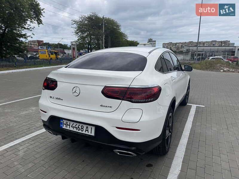 Внедорожник / Кроссовер Mercedes-Benz GLC-Class Coupe 2021 в Одессе фото 3 Внедорожник / Кроссовер Mercedes-Benz GLC-Class Coupe 2021 в Одессе