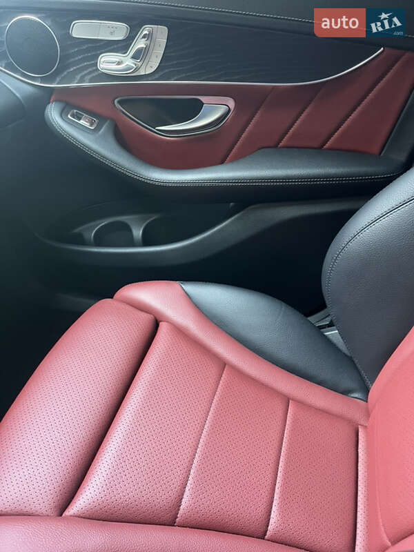 Позашляховик / Кросовер Mercedes-Benz GLC-Class Coupe 2018 в Дніпрі фото 11 Позашляховик / Кросовер Mercedes-Benz GLC-Class Coupe 2018 в Дніпрі