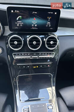 Внедорожник / Кроссовер Mercedes-Benz GLC-Class Coupe 2022 в 