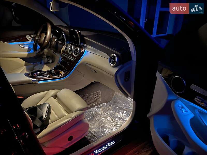 Внедорожник / Кроссовер Mercedes-Benz GLC-Class Coupe 2017 в Львове
