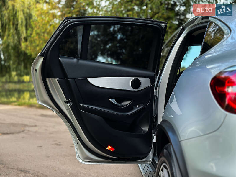 Внедорожник / Кроссовер Mercedes-Benz GLC-Class Coupe 2018 в Ровно фото 37 Внедорожник / Кроссовер Mercedes-Benz GLC-Class Coupe 2018 в Ровно