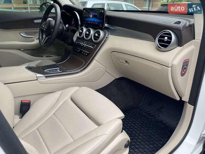 Внедорожник / Кроссовер Mercedes-Benz GLC-Class Coupe 2020 в Киеве