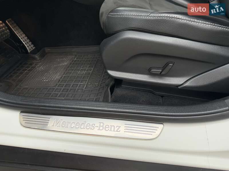 Позашляховик / Кросовер Mercedes-Benz GLC-Class Coupe 2017 в Києві