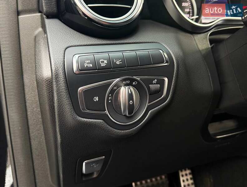 Позашляховик / Кросовер Mercedes-Benz GLC-Class Coupe 2017 в Києві фото 16 Позашляховик / Кросовер Mercedes-Benz GLC-Class Coupe 2017 в Києві